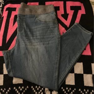 No Boundaries Jeans